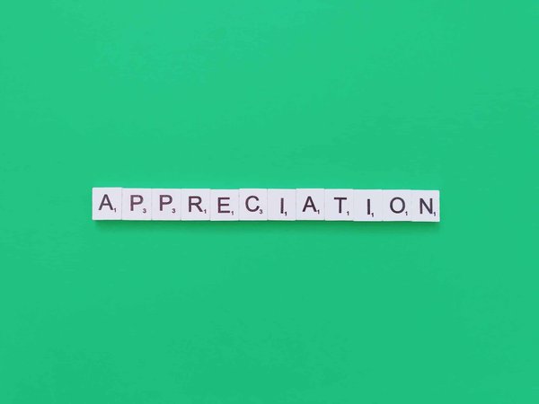 Quelles sont les particularités qui font du sushi, l'un des plats les plus appréciés de la gastronomie japonaise ?